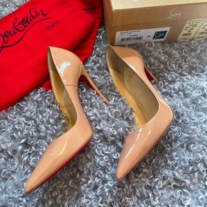 Christian Louboutin So Kate Heels